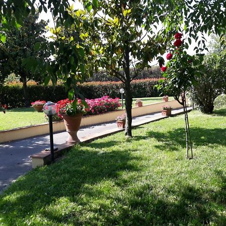 Villa Monica Pistoia Exteriér fotografie